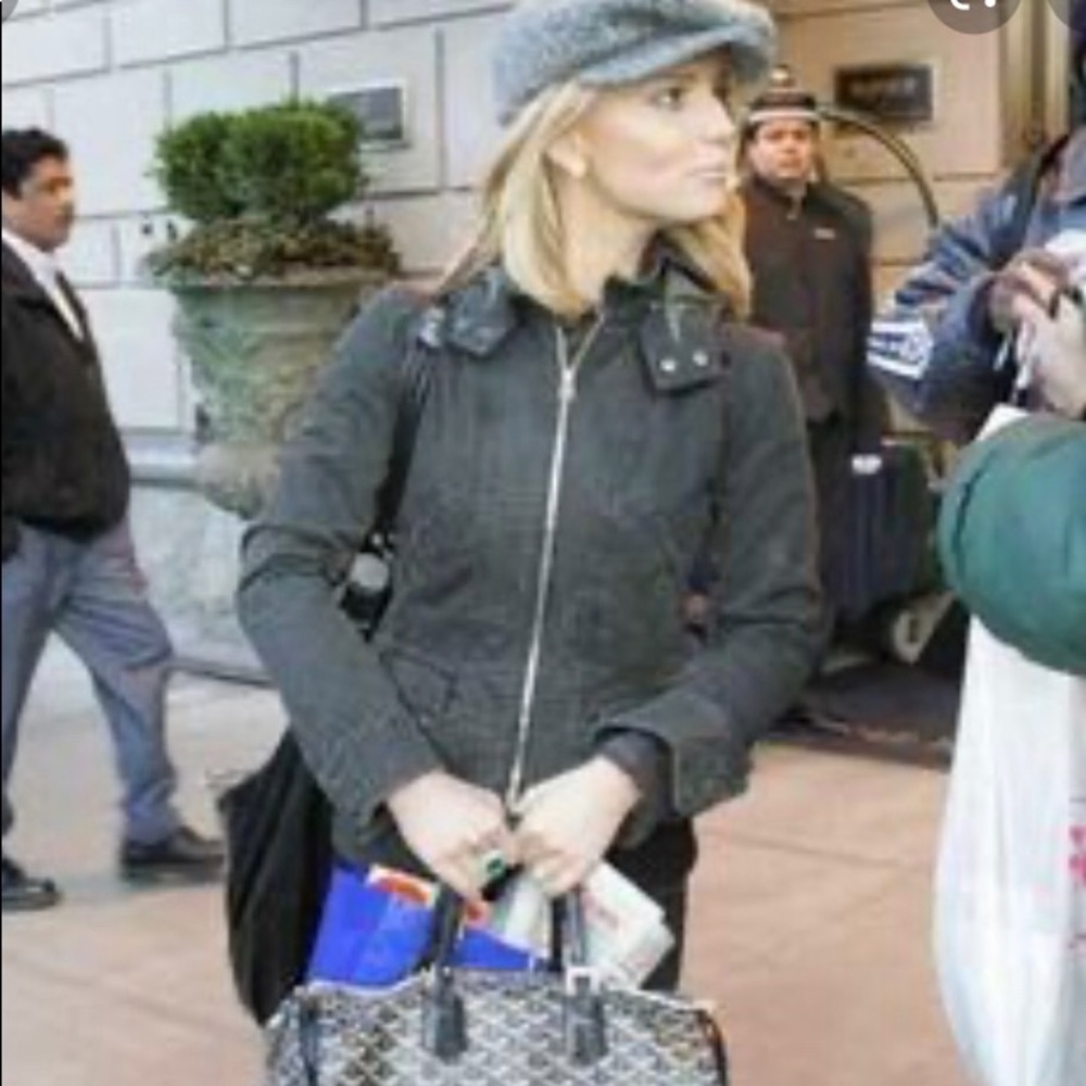 Vince black jacket aso Jessica Simpson